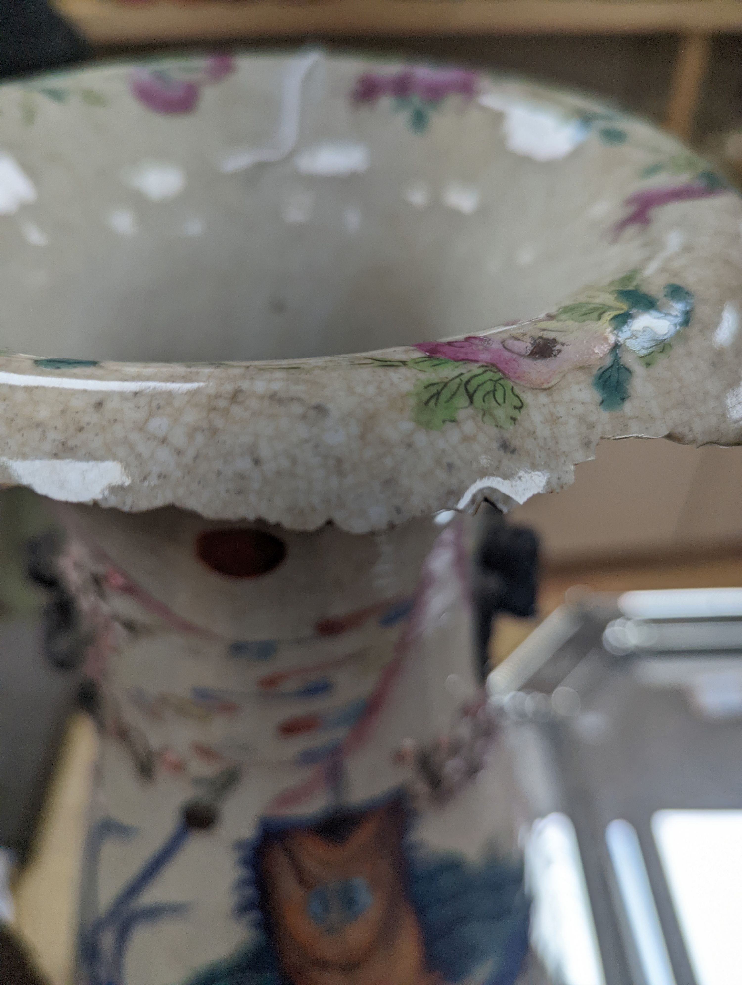 A large Chinese crackle glaze vase, Chenghua mark, 19th century - 62cm tall